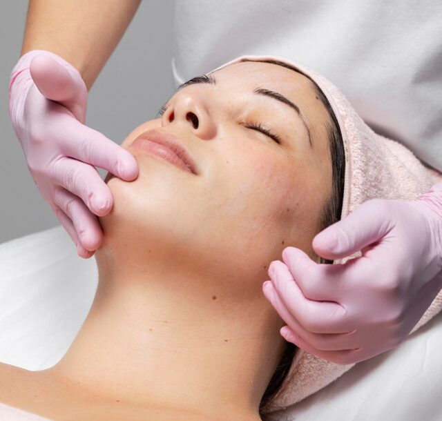 woman-relaxing-beauty-salon